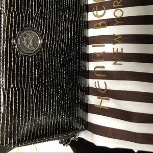 Henri Bendel wallet new